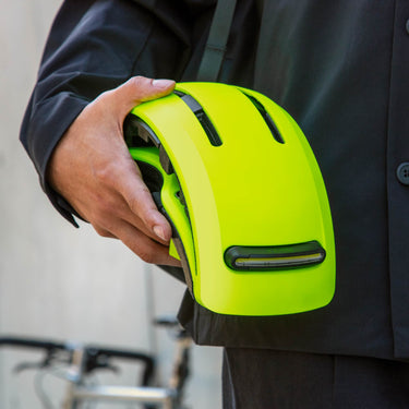 FEND Super+ Lights folding helmet | hi-vis lime #color_hi-vis-lime